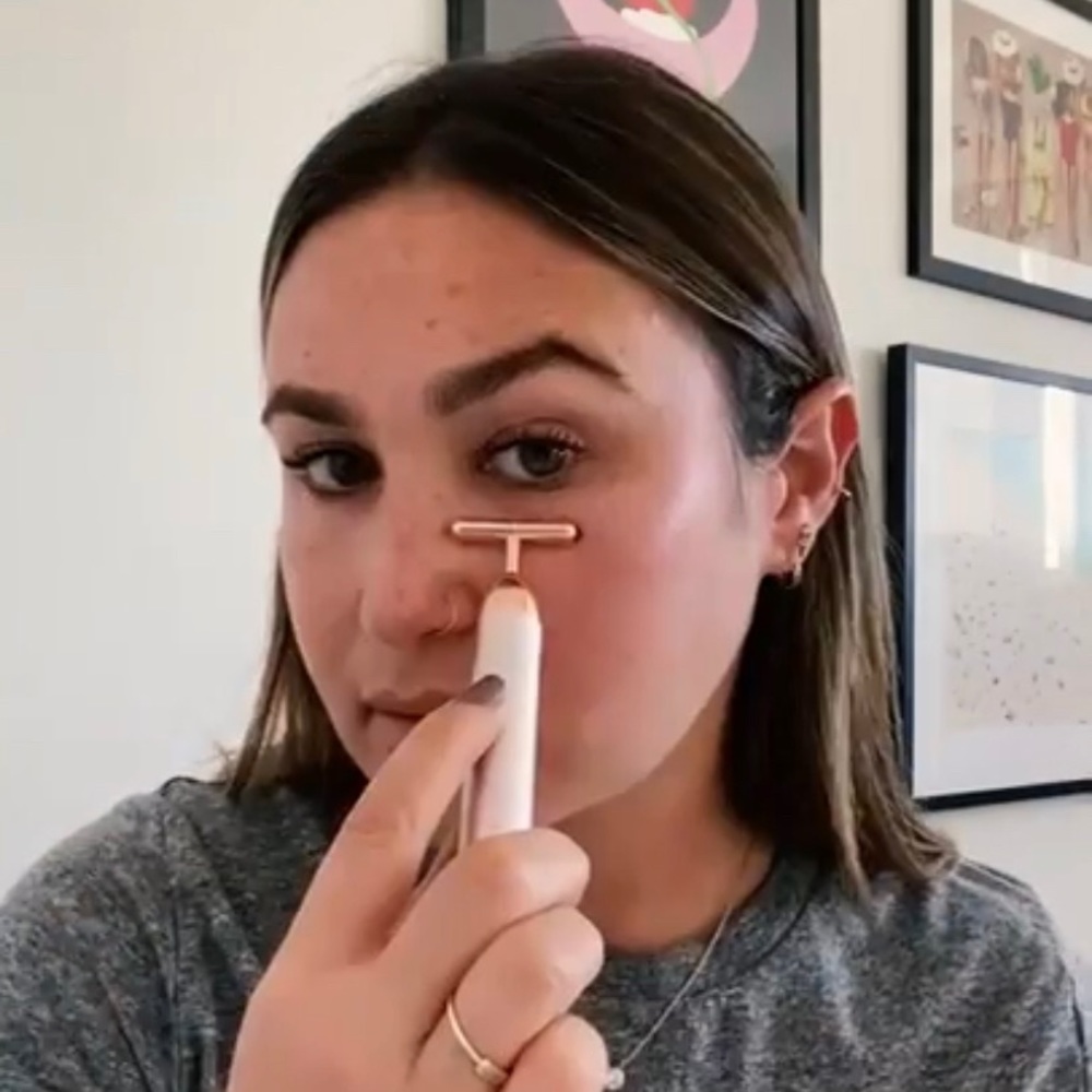 COMPLEX CULTURE
Sonic T-Bar Facial Massager